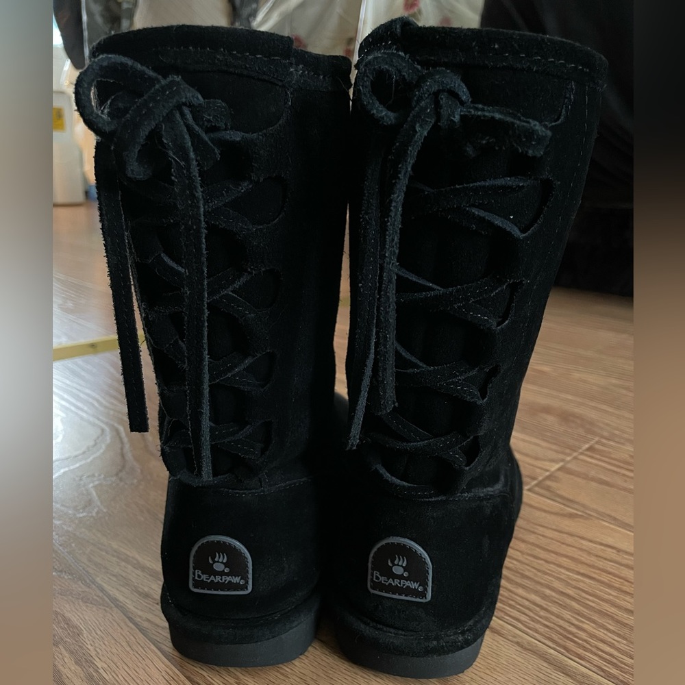 Bearpaw Black Boots with Lace Up Back Size 10